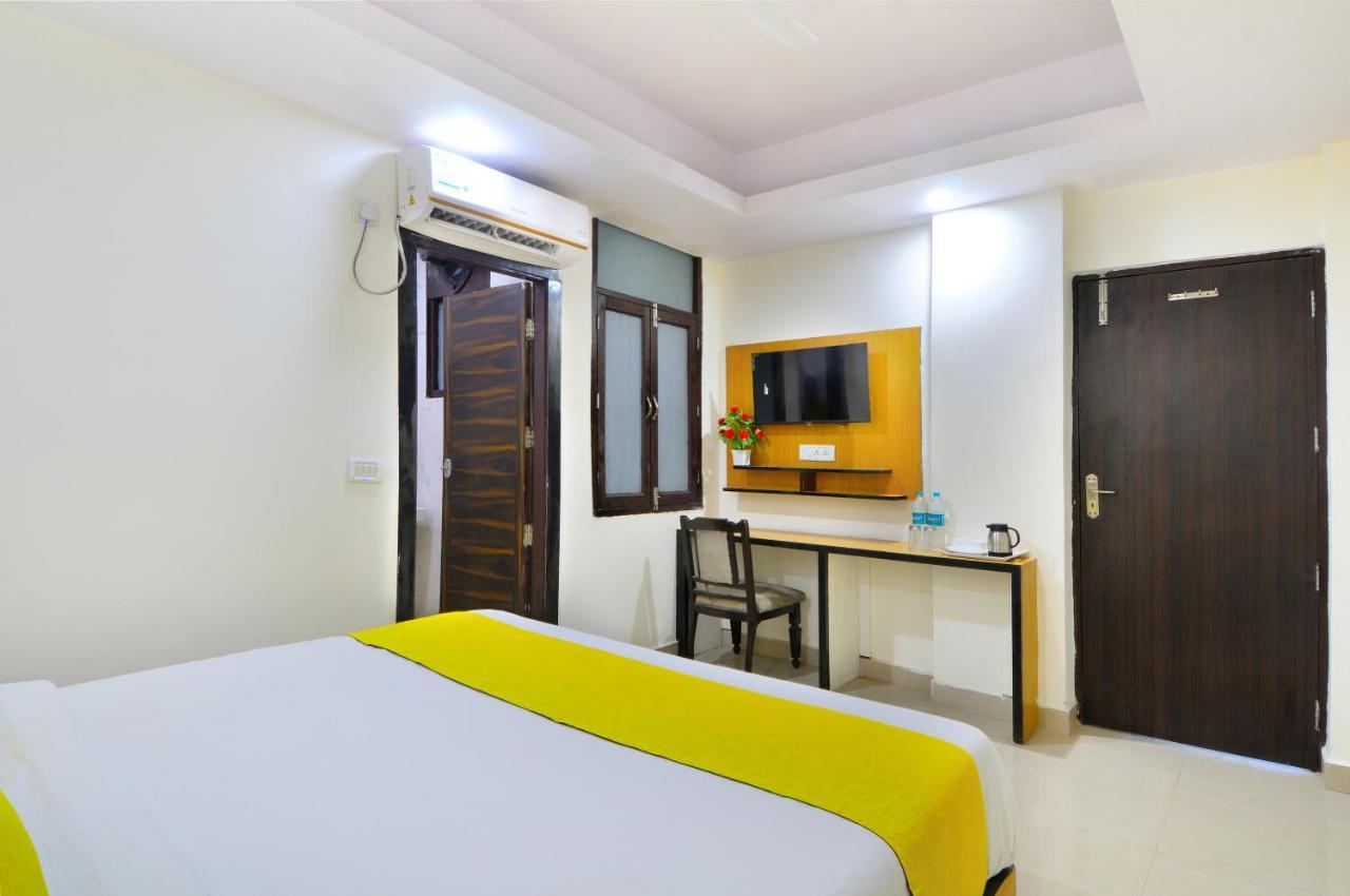 Airport Hotel Prince Palace By Byobhotels New Delhi Exterior photo